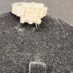 Stunning Sterling Silver SG925 Cluster CZ Ring-Size 9-Sparkling Multi Stones